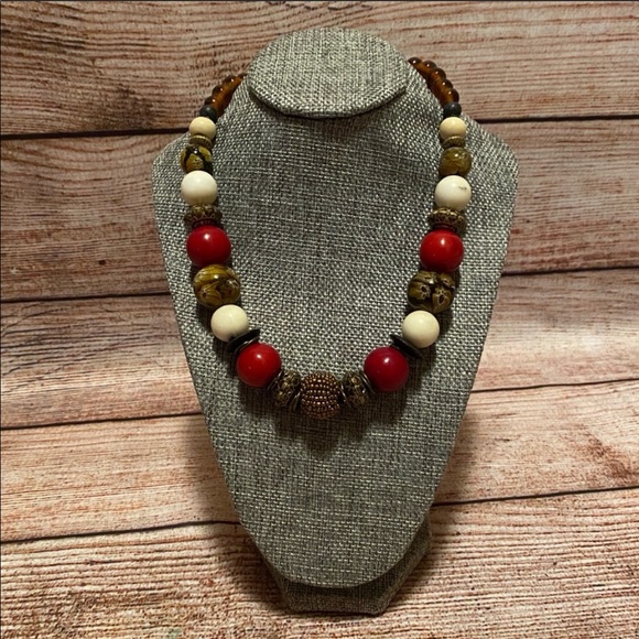 New York & Company Jewelry - VINTAGE New York & Co Chunky Wooden Beads Necklace